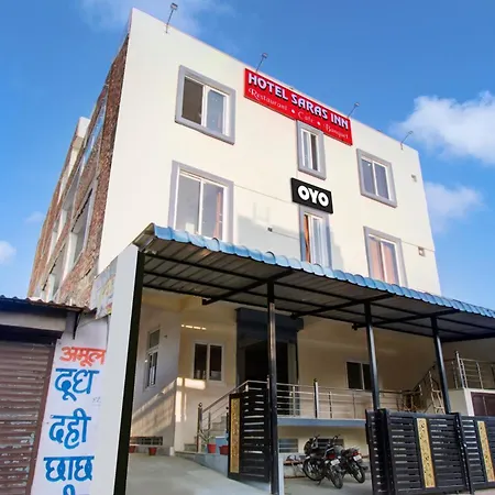 Oyo 82094 Hotel Saras Inn-3