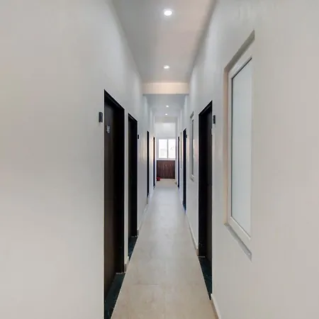 Oyo 82094 Hotel Saras Inn-2